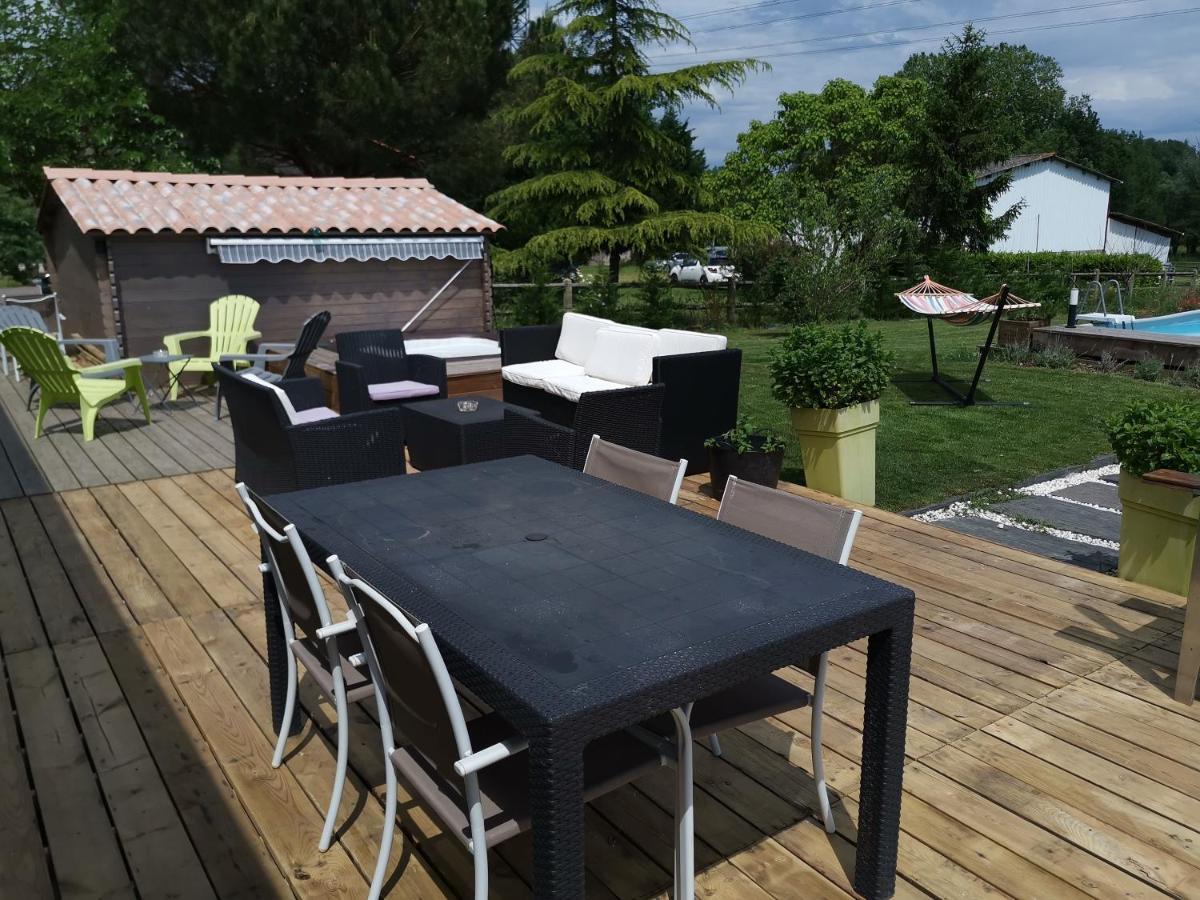 Homesweethome Montussan Zewnętrze zdjęcie